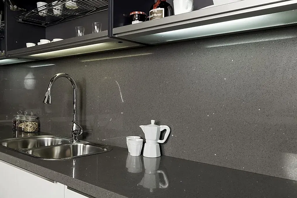 811 Elvas Tezgah Arası